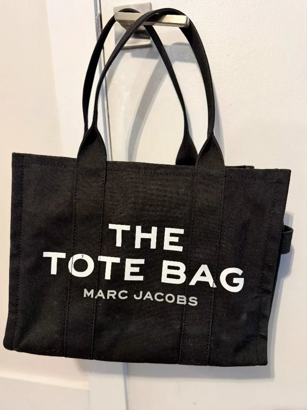MARC JACOBS - The Large Tote Bag - Black